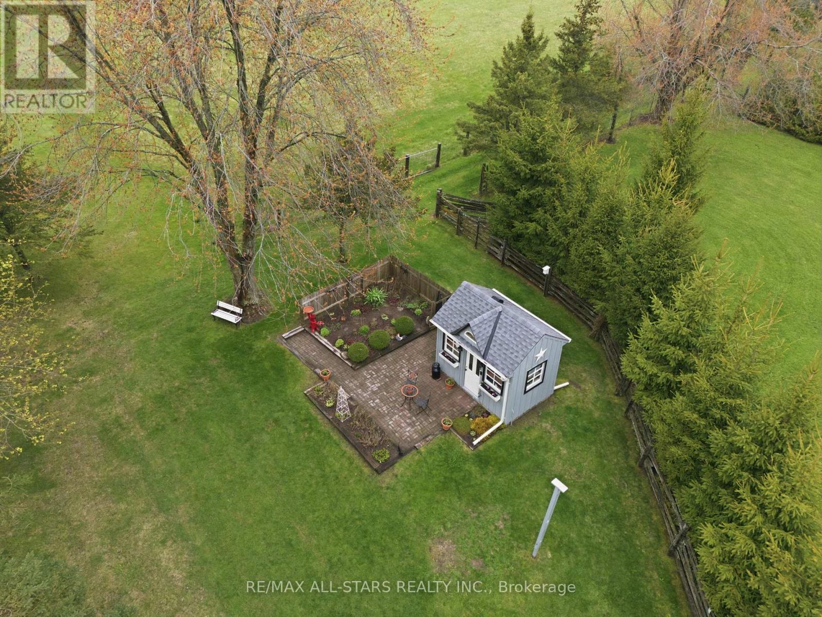 4271 Fallis Road Property Photo 41