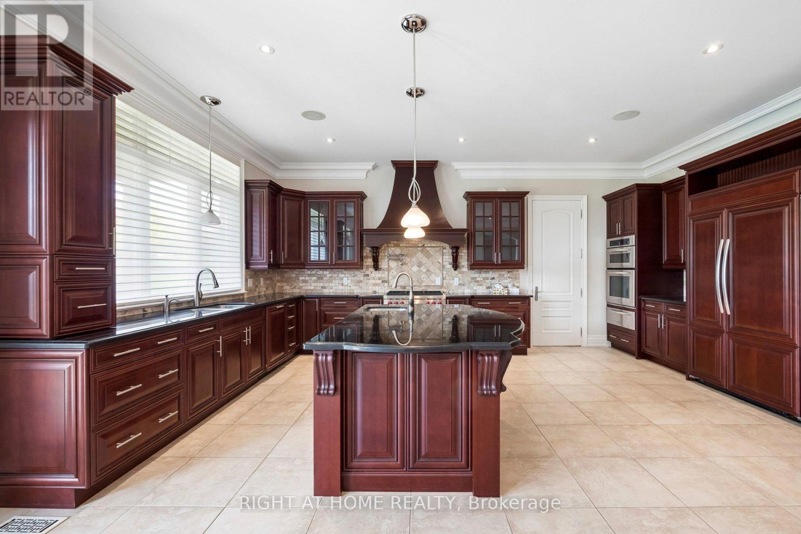 18 Bice Court Property Photo 12