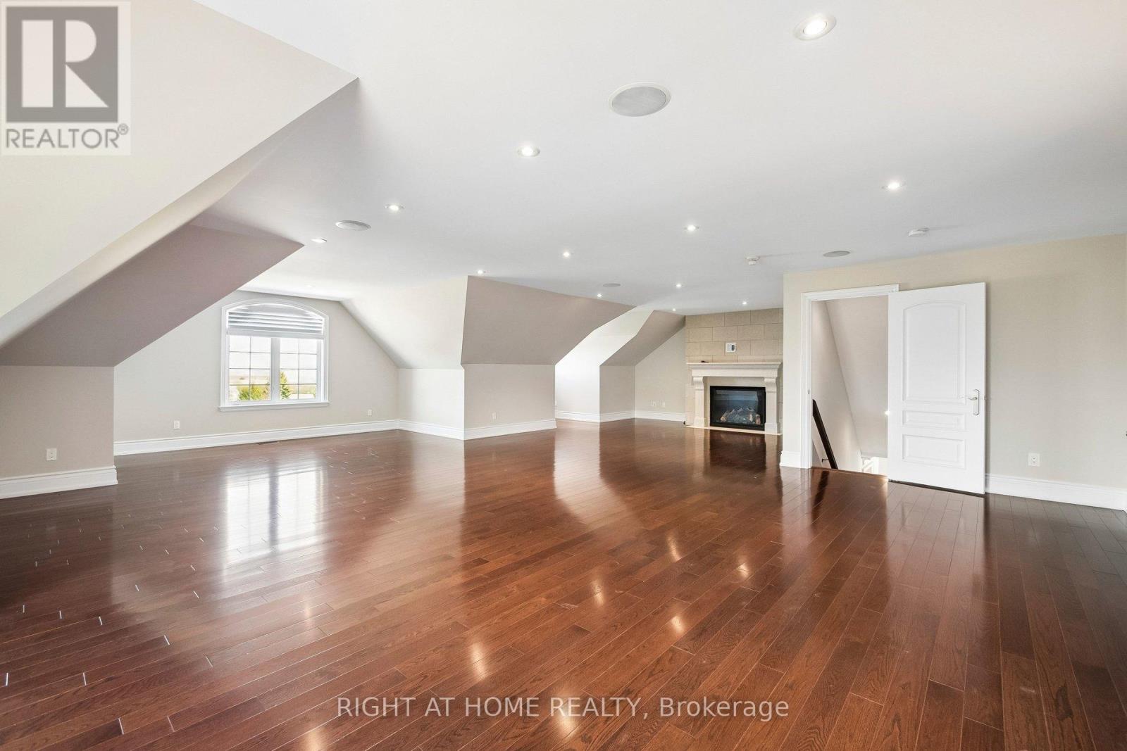 18 Bice Court Property Photo 26