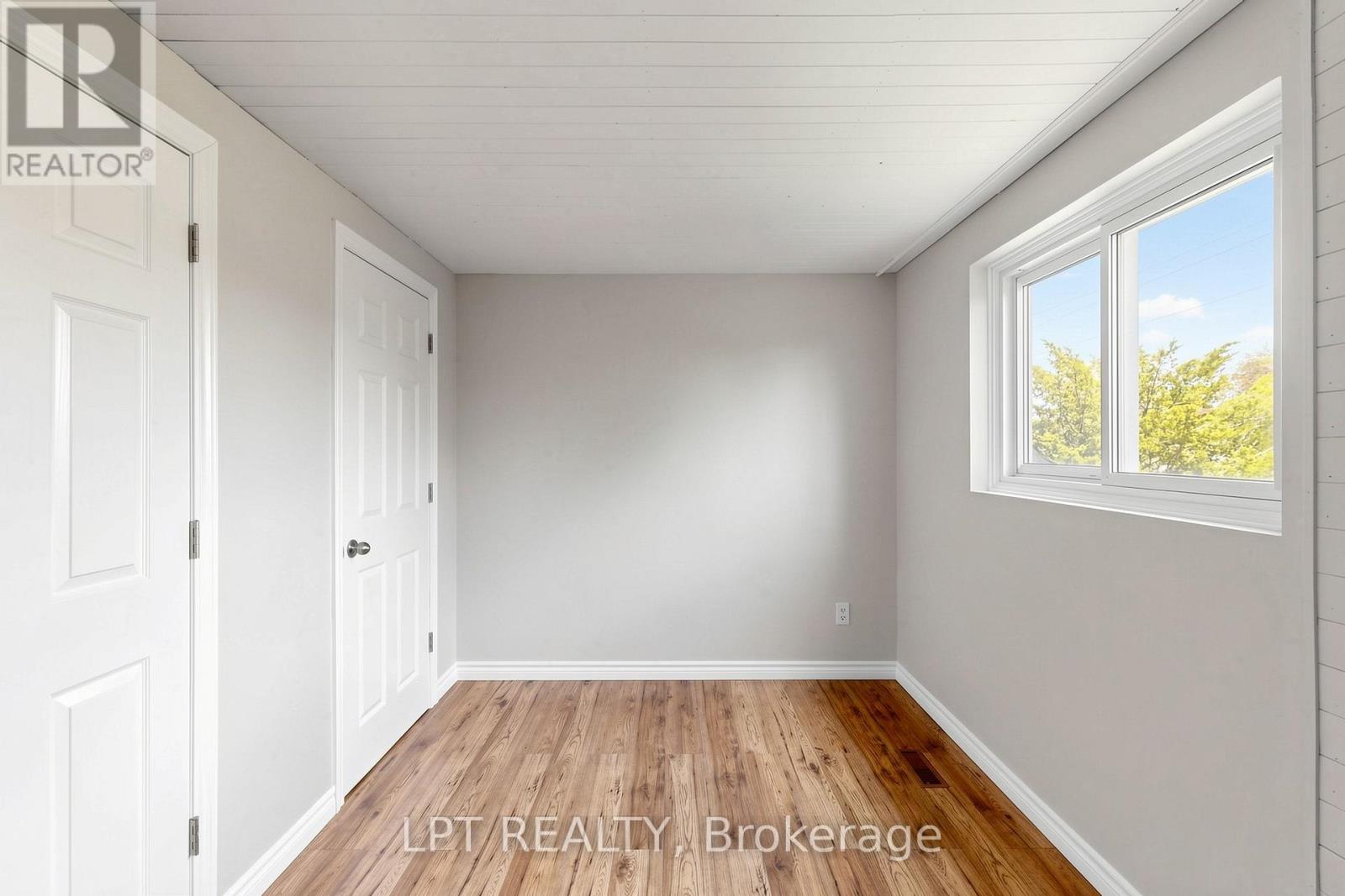 32 - 1055 Central Pk Boulevard N Property Photo 25