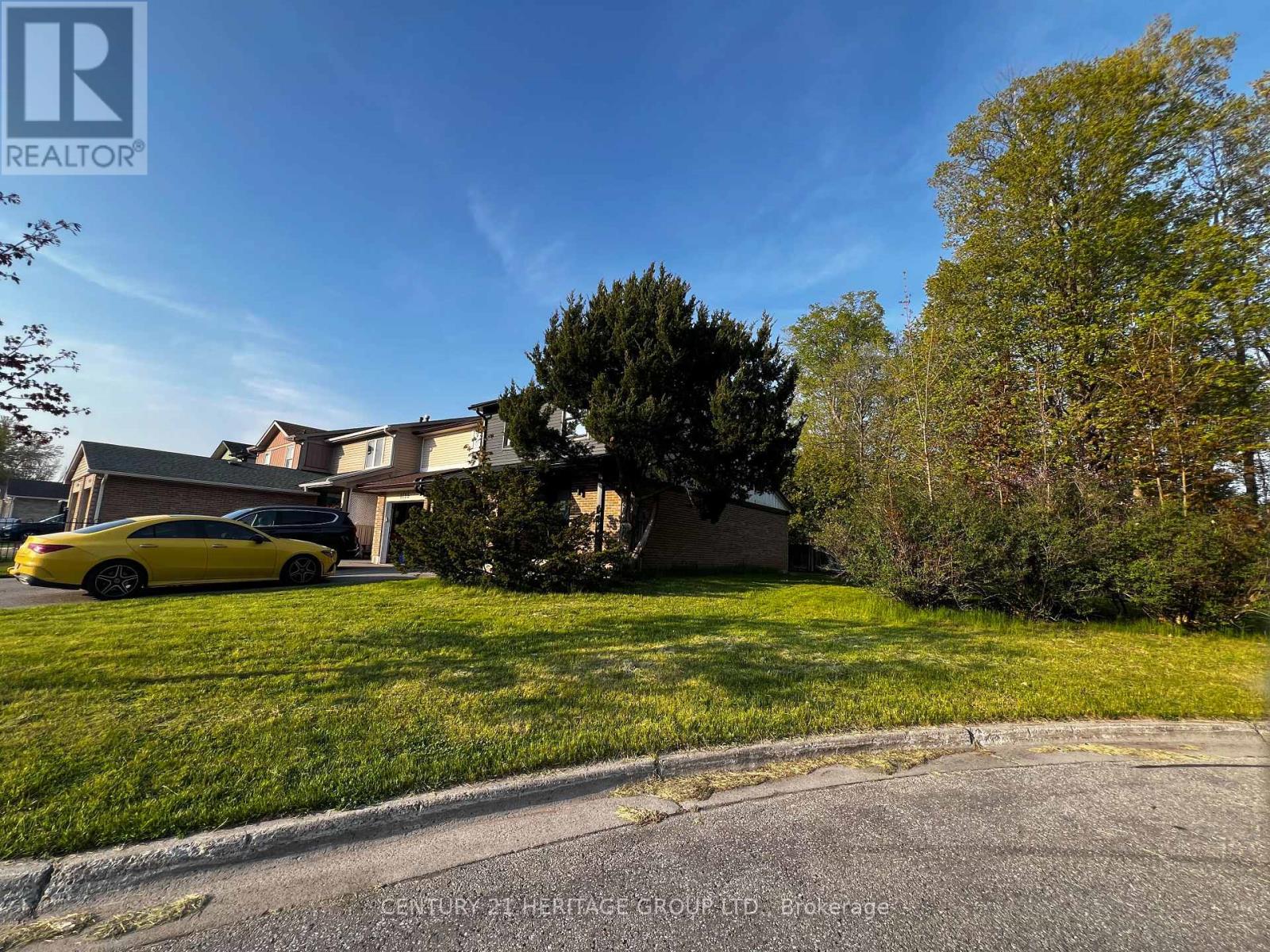 1133 Trowbridge Court Property Photo 3