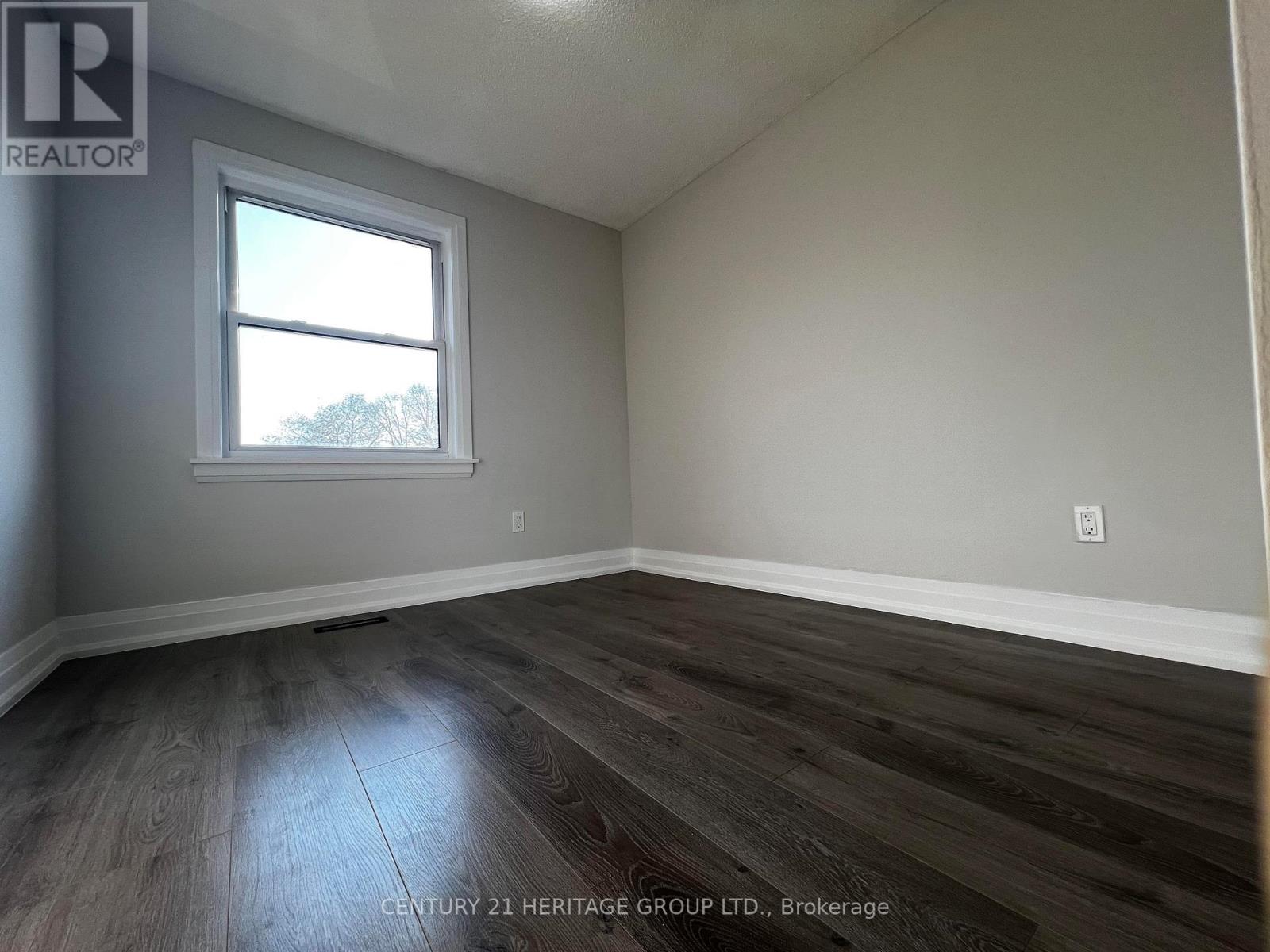 1133 Trowbridge Court Property Photo 20