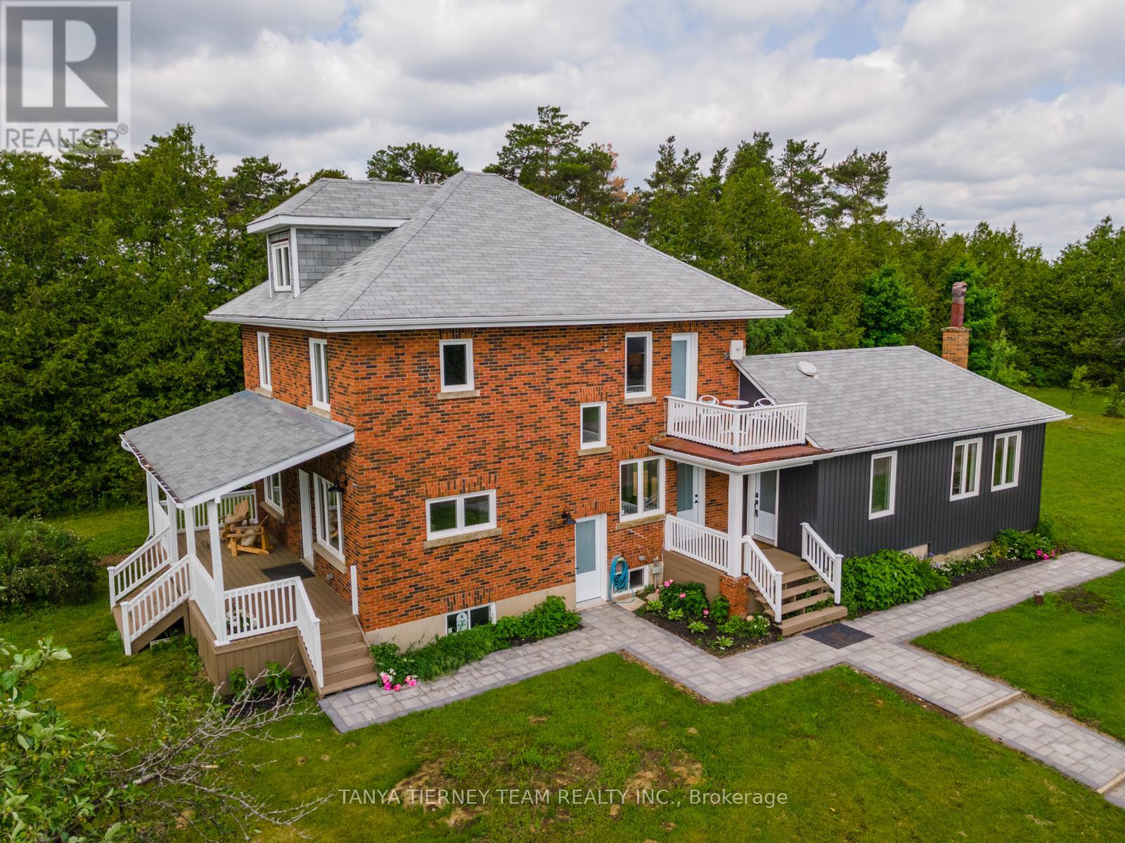 275 Scugog 14 Line Property Photo 1