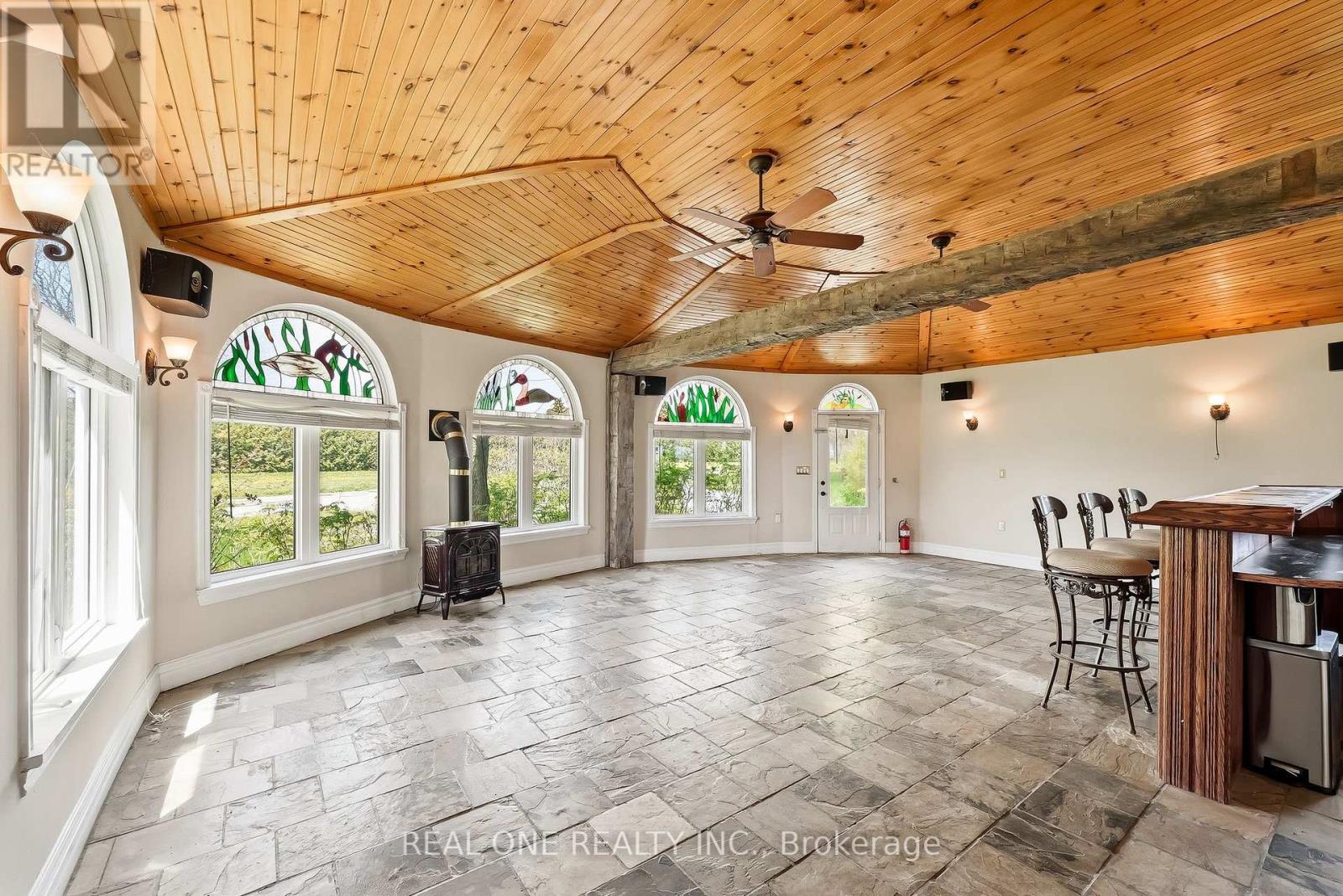 2614 Head Road Property Photo 6