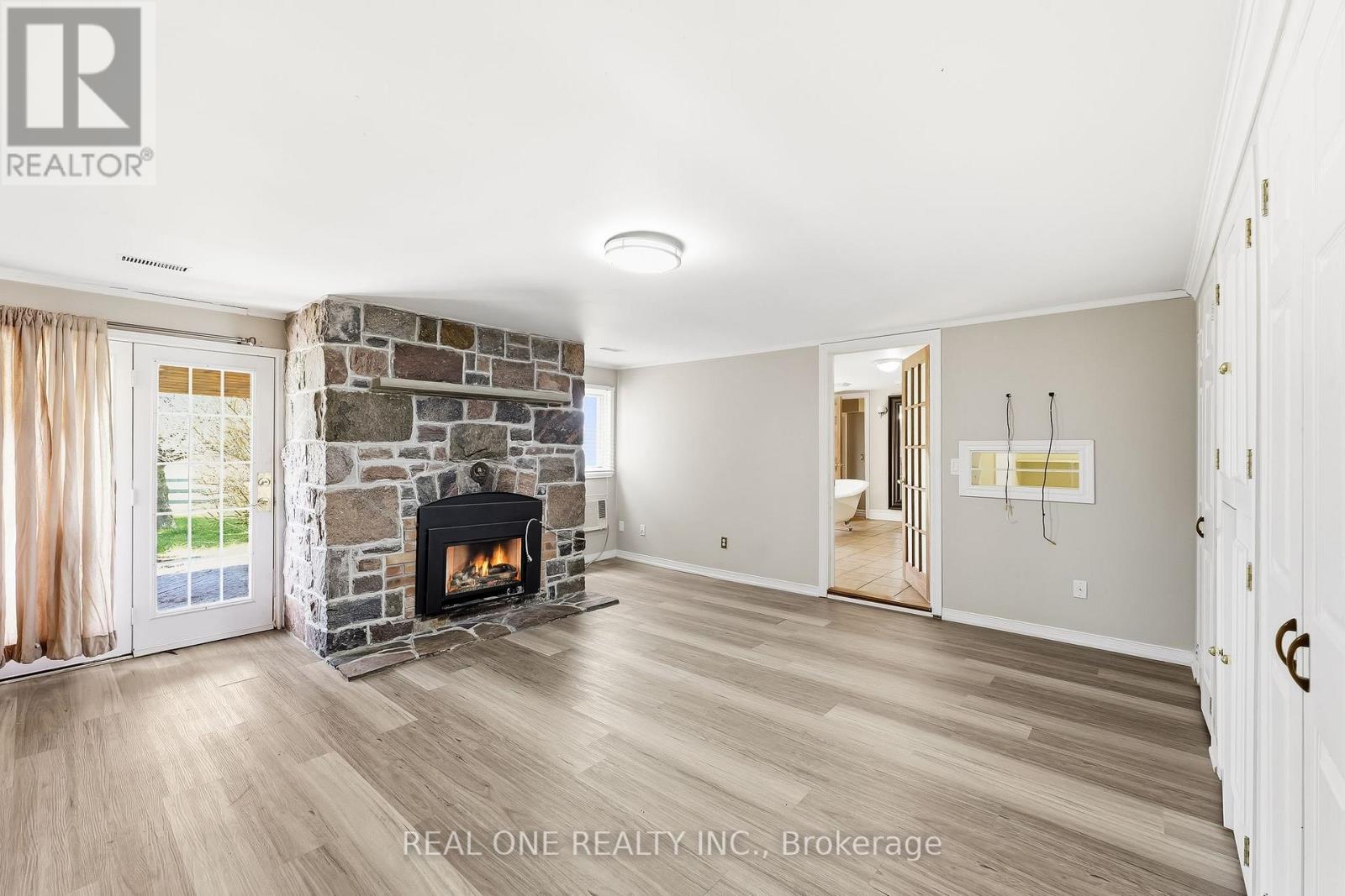 2614 Head Road Property Photo 13