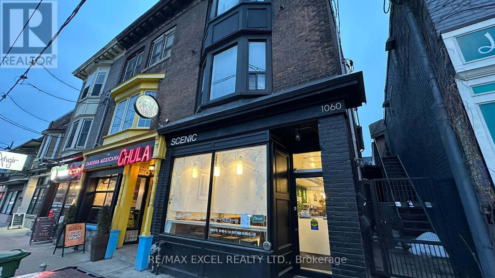1060 Gerrard Street E Property Photo 13