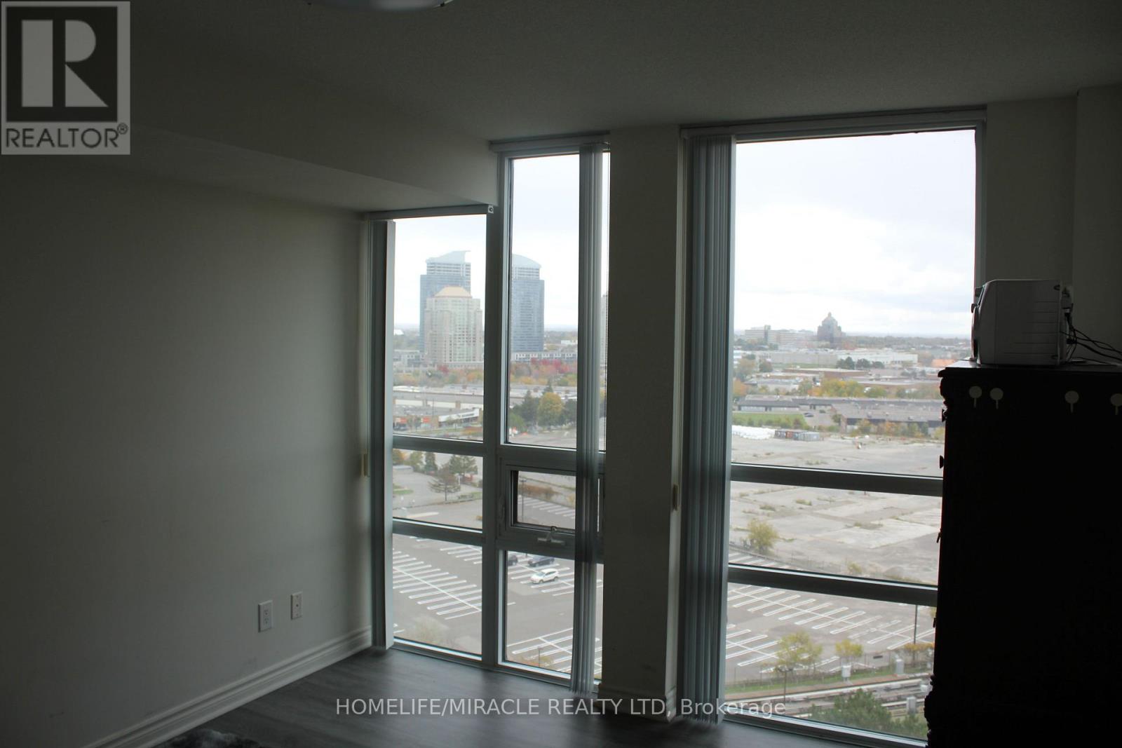 1608 - 88 Grangeway Avenue Property Photo 18