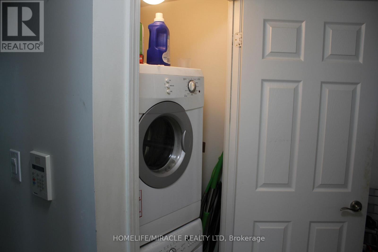 1608 - 88 Grangeway Avenue Property Photo 23