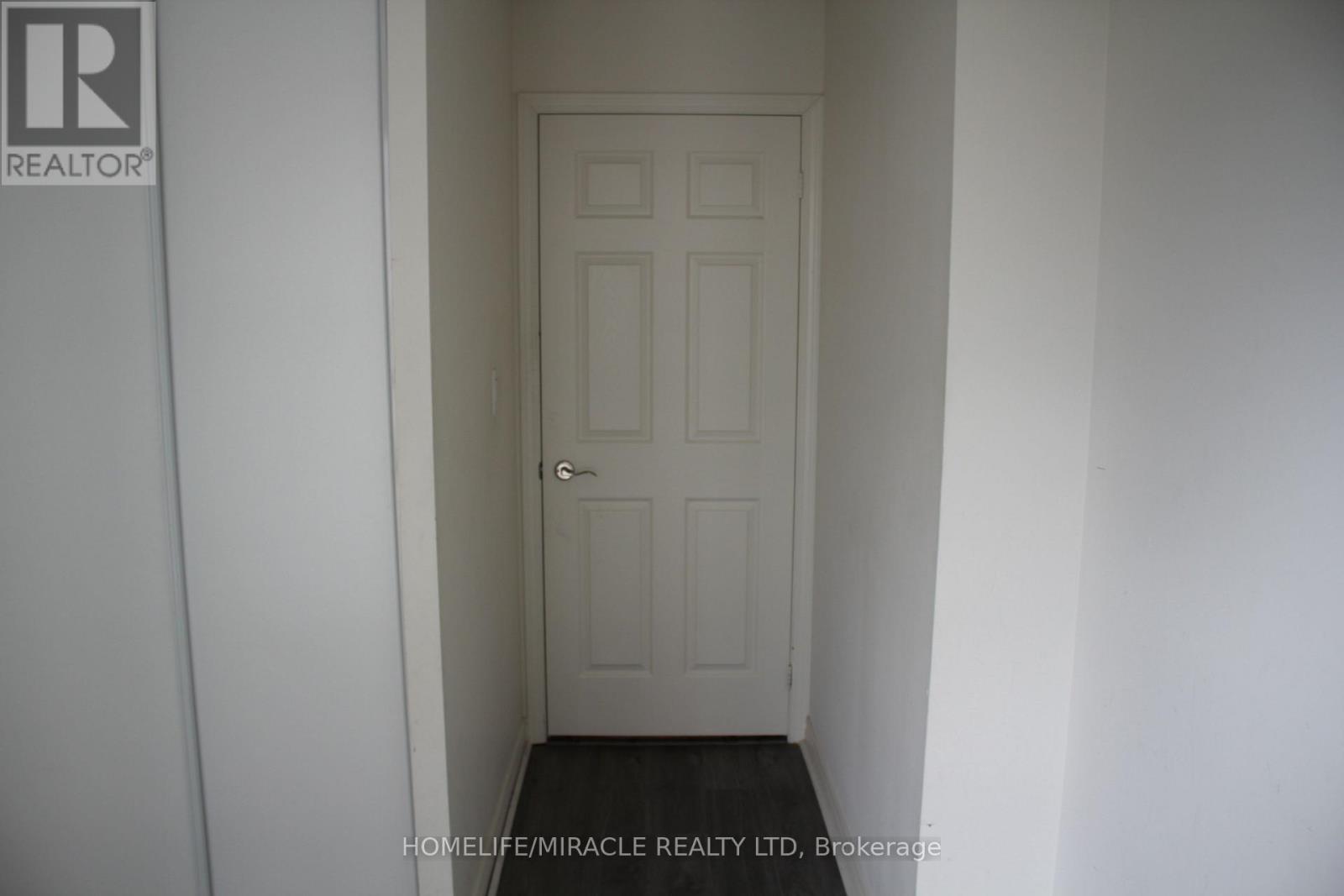 1608 - 88 Grangeway Avenue Property Photo 28