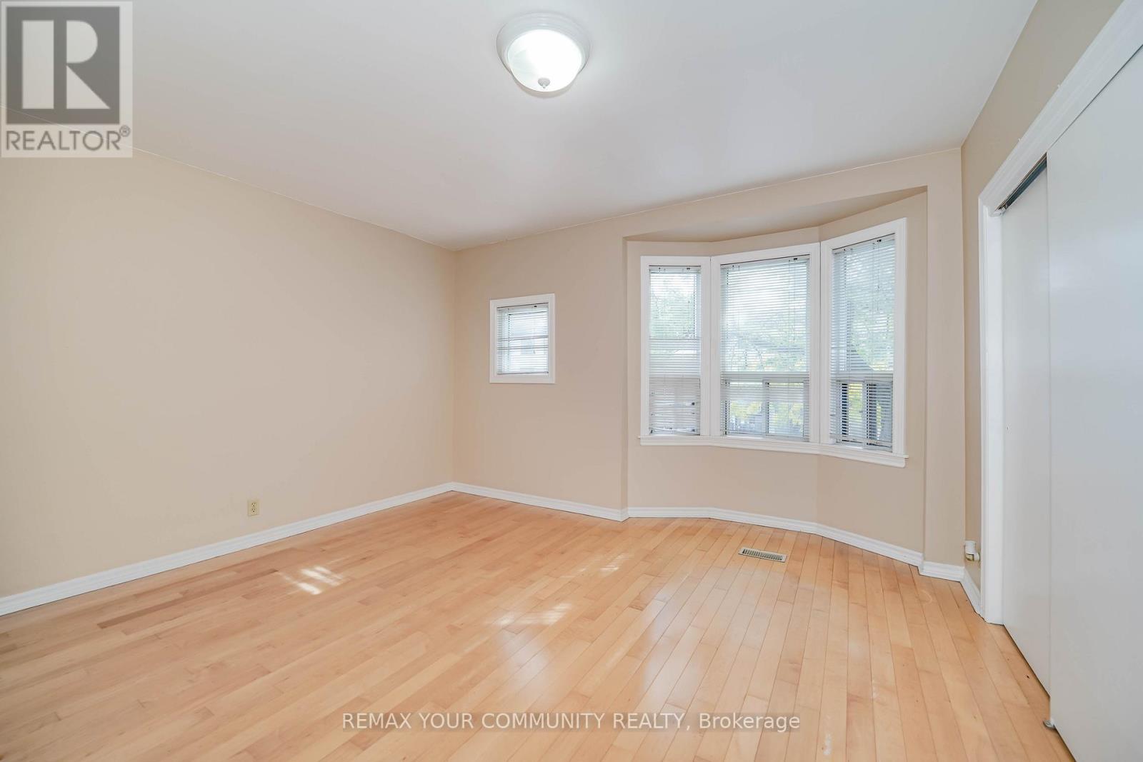 1 - 1378 Danforth Avenue S Property Photo 14