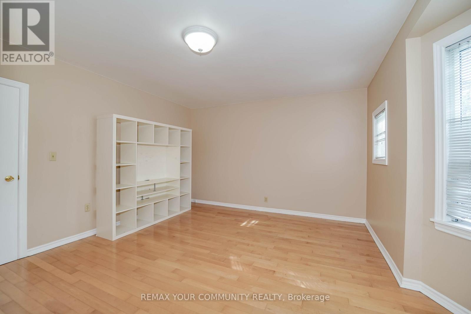 1 - 1378 Danforth Avenue S Property Photo 18