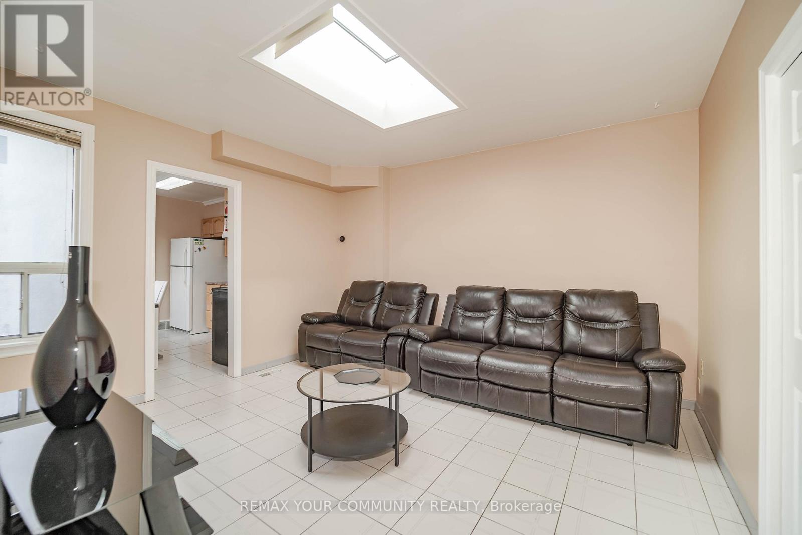 1 - 1378 Danforth Avenue S Property Photo 26