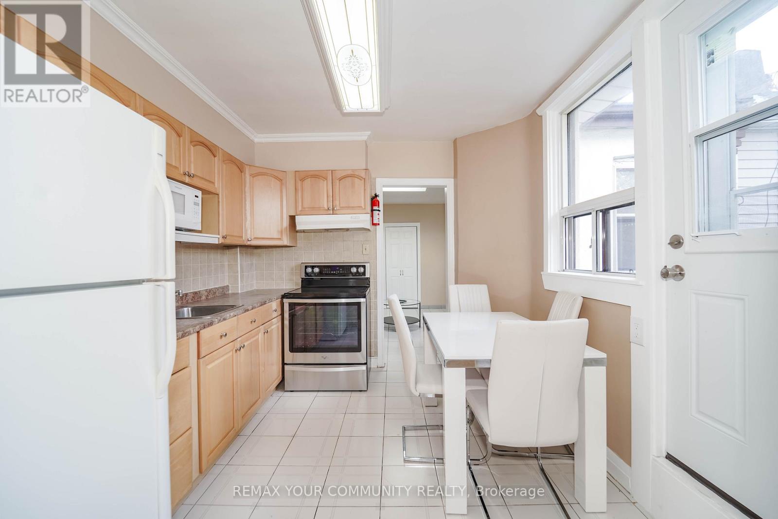 1 - 1378 Danforth Avenue S Property Photo 28