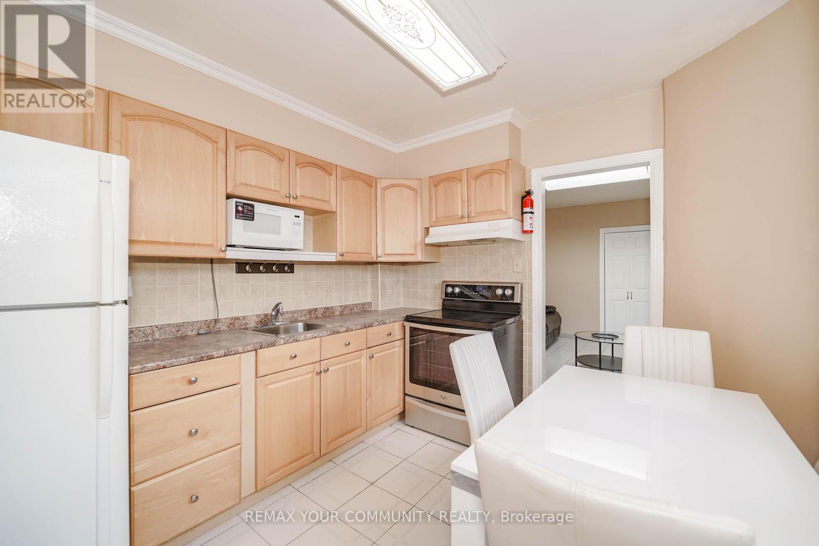 1 - 1378 Danforth Avenue S Property Photo 29