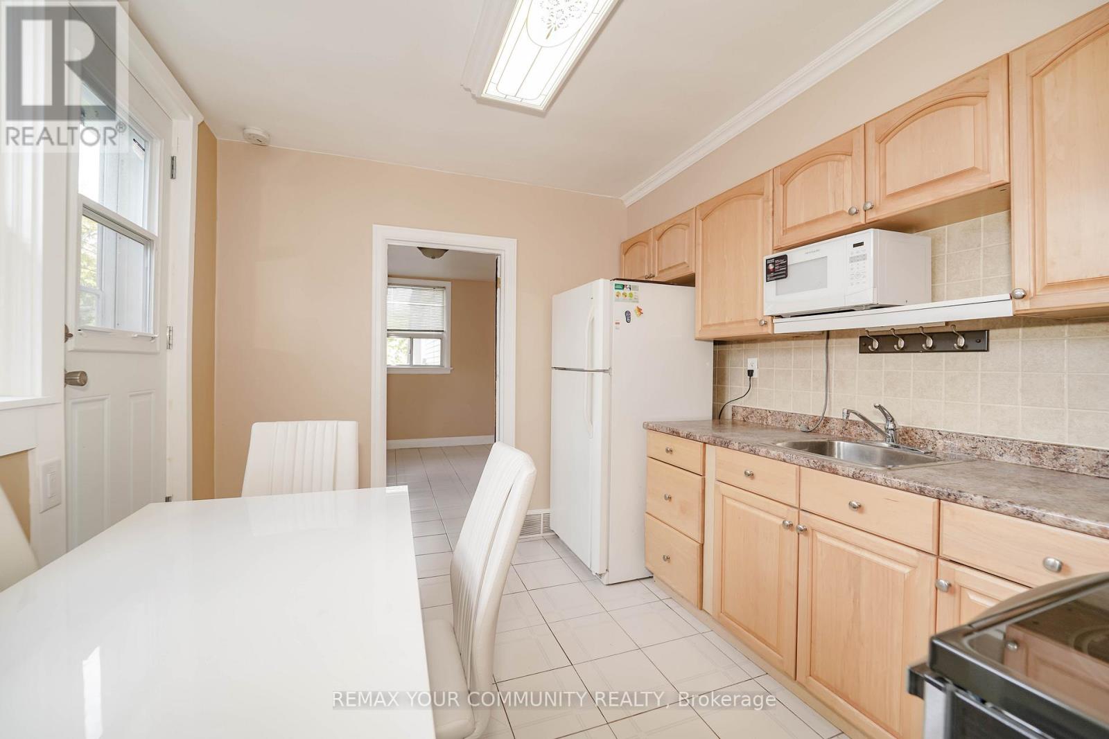 1 - 1378 Danforth Avenue S Property Photo 31