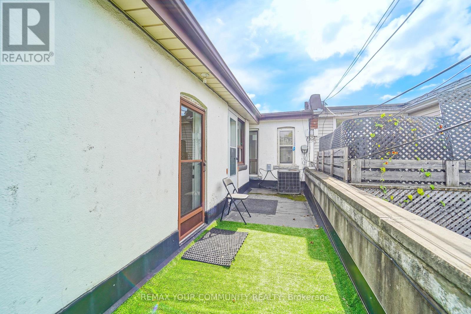 1 - 1378 Danforth Avenue S Property Photo 34