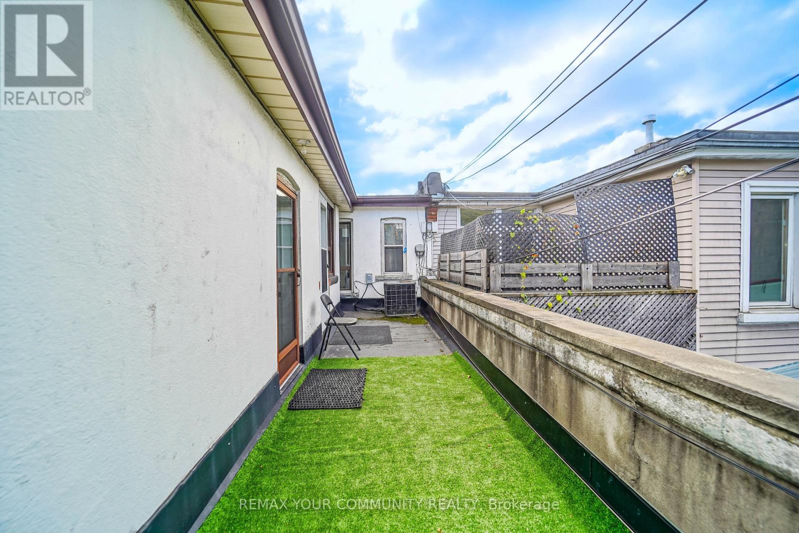 1 - 1378 Danforth Avenue S Property Photo 35