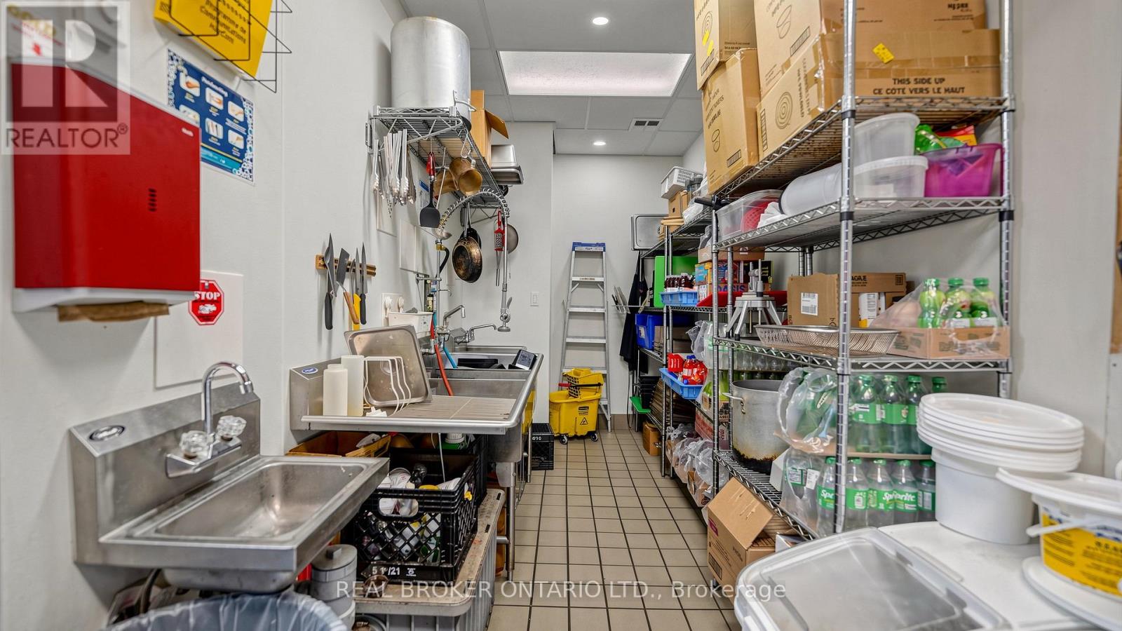 1381 Wilson Road N Property Photo 21