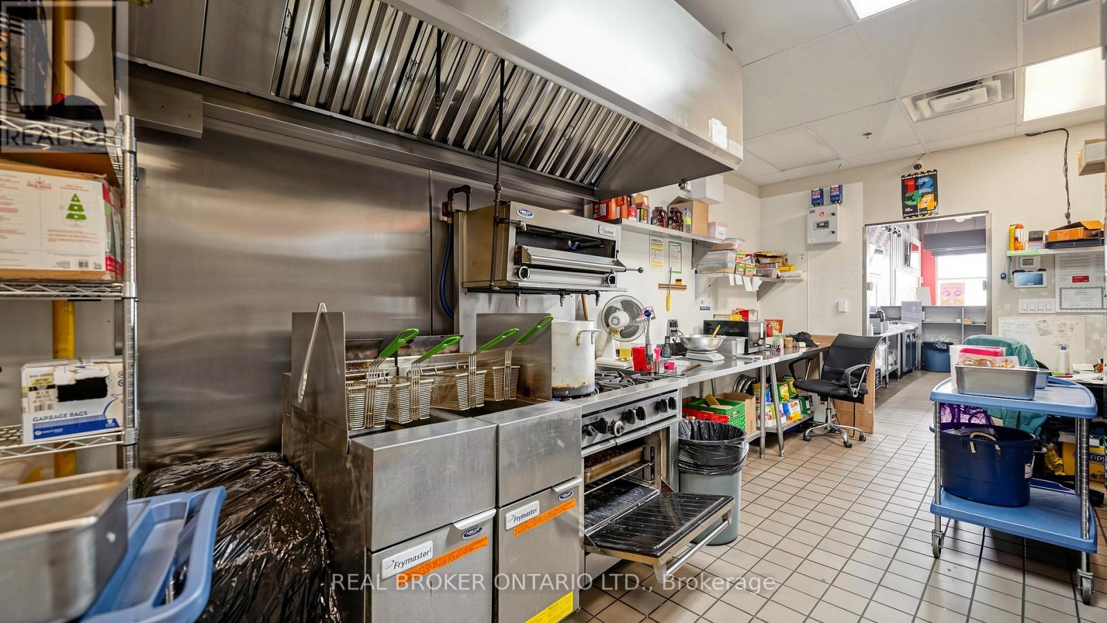 1381 Wilson Road N Property Photo 24