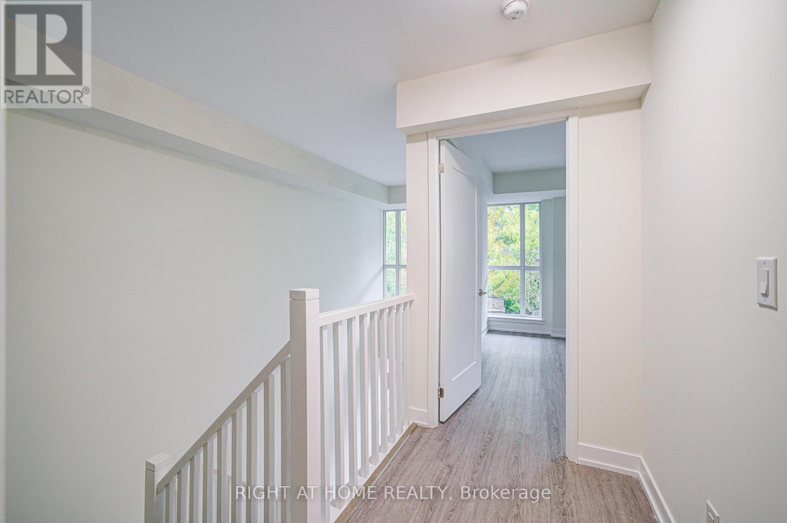 Th03 - 1350 Kingston Road Property Photo 29