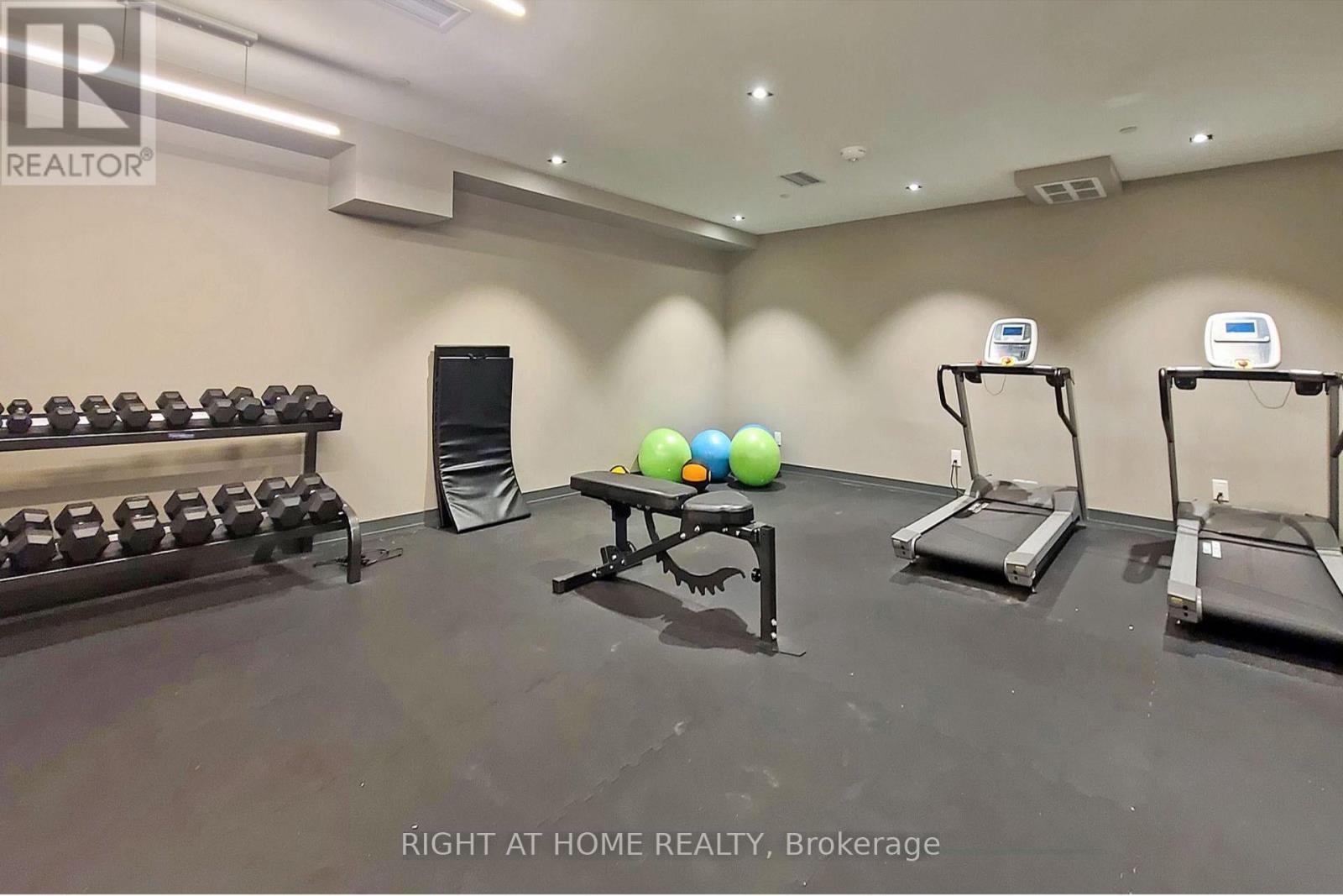 Th03 - 1350 Kingston Road Property Photo 39