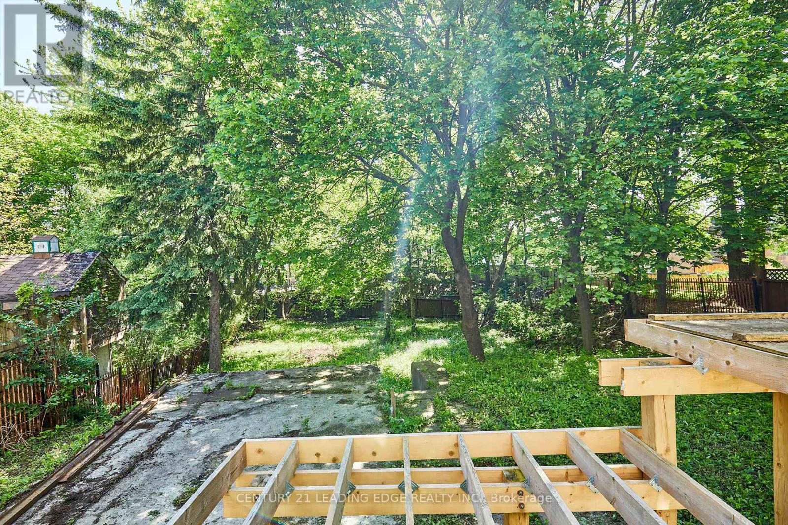 213 Phyllis Avenue Property Photo 11