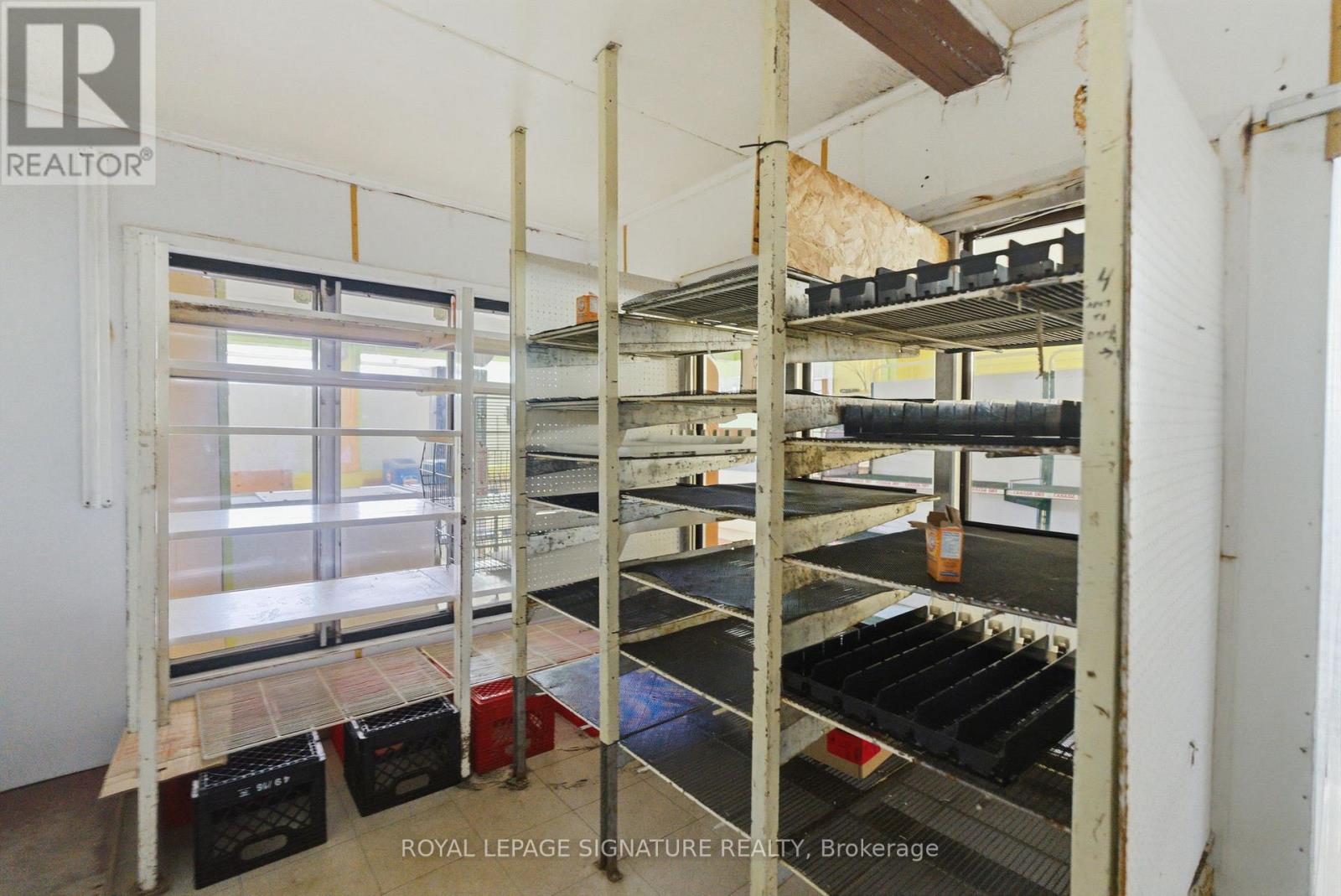 5 Pier Street Property Photo 10