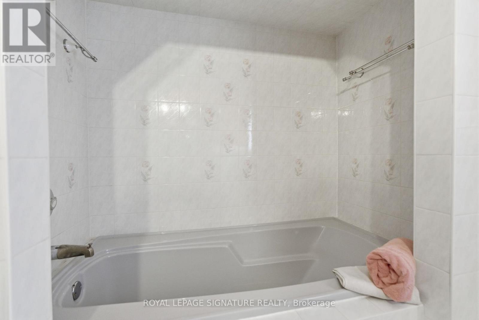 5 Pier Street Property Photo 28