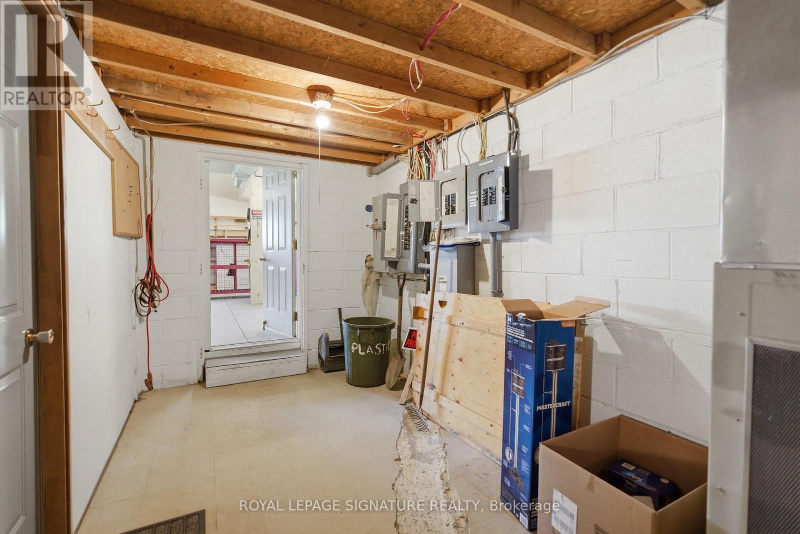 5 Pier Street Property Photo 20