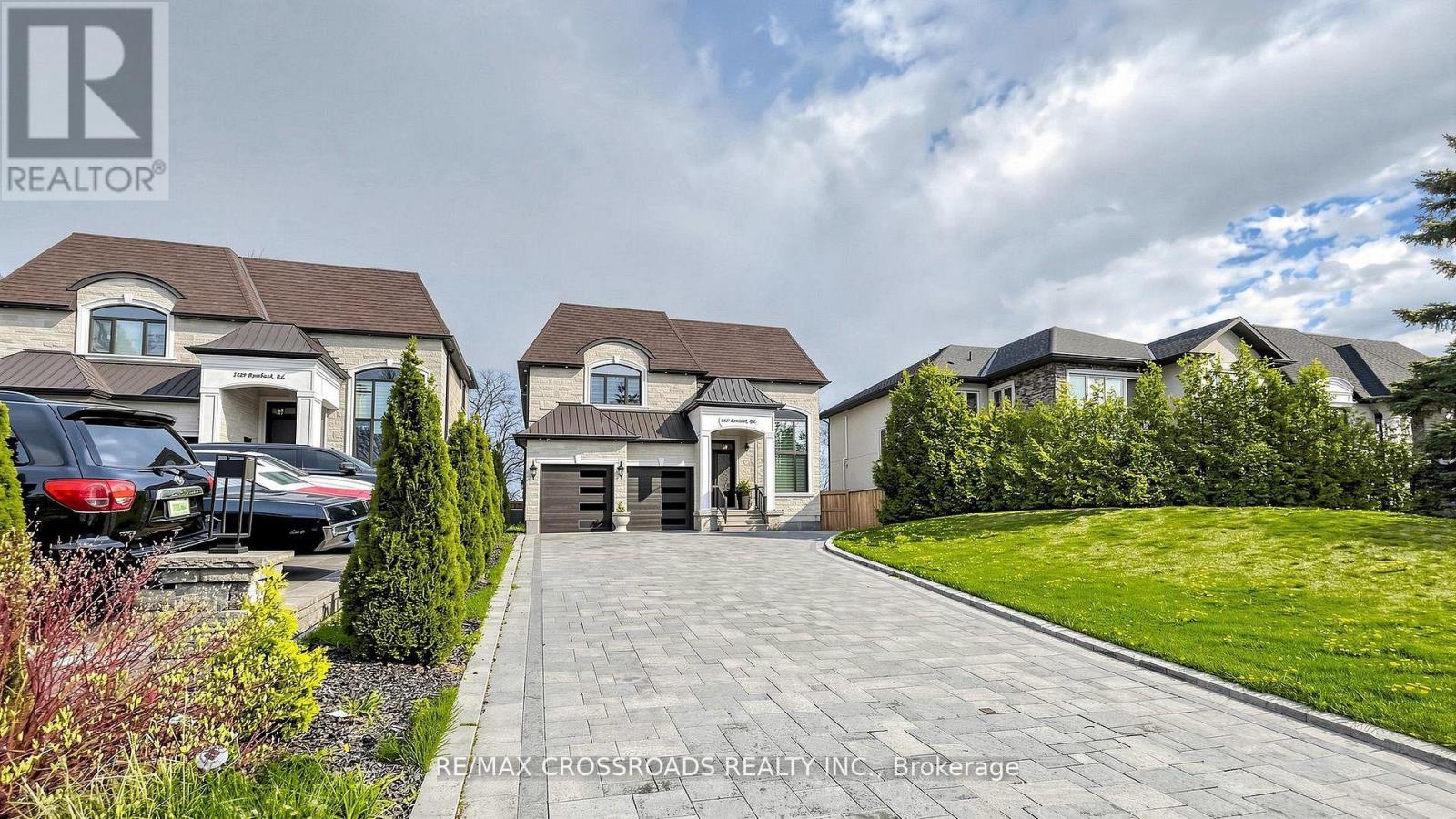 1427 Rosebank Road Property Photo 2
