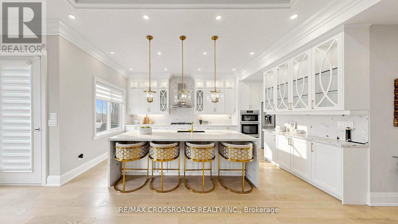 1427 Rosebank Road Property Photo 10