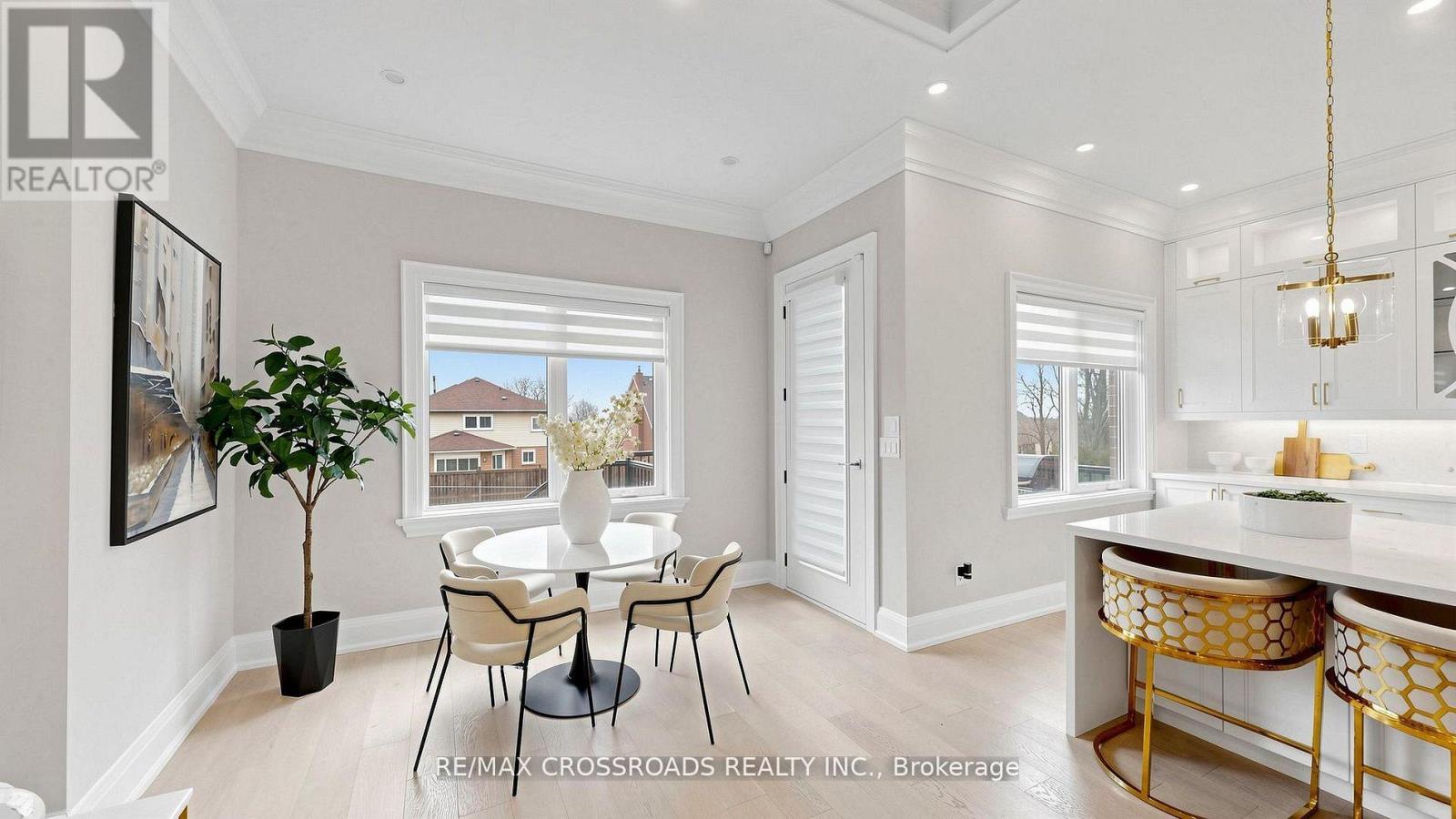 1427 Rosebank Road Property Photo 13