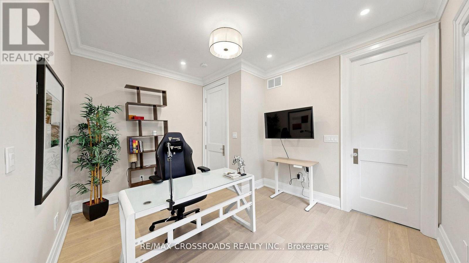 1427 Rosebank Road Property Photo 33