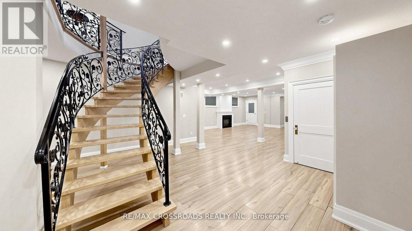 1427 Rosebank Road Property Photo 36