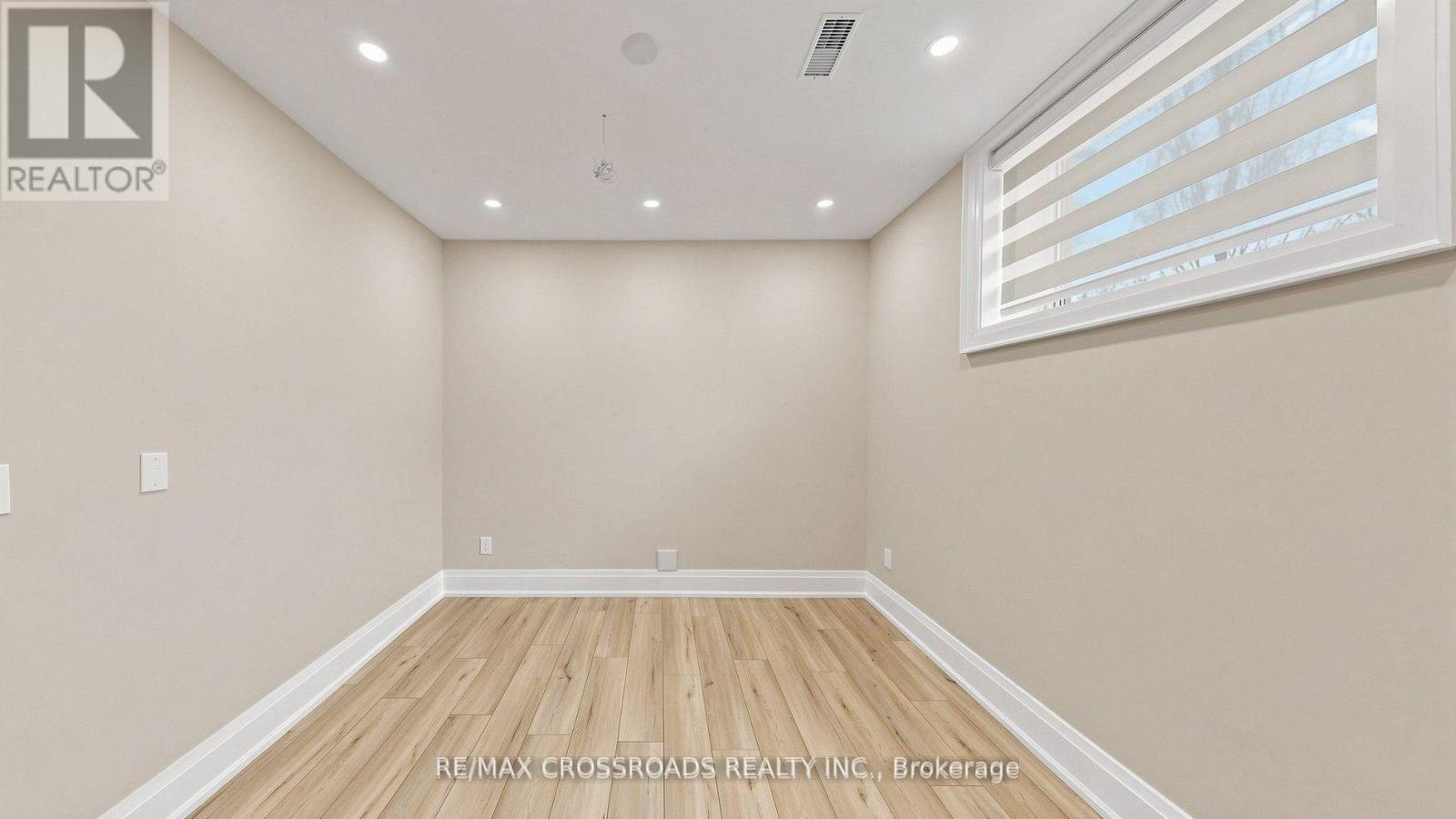 1427 Rosebank Road Property Photo 39