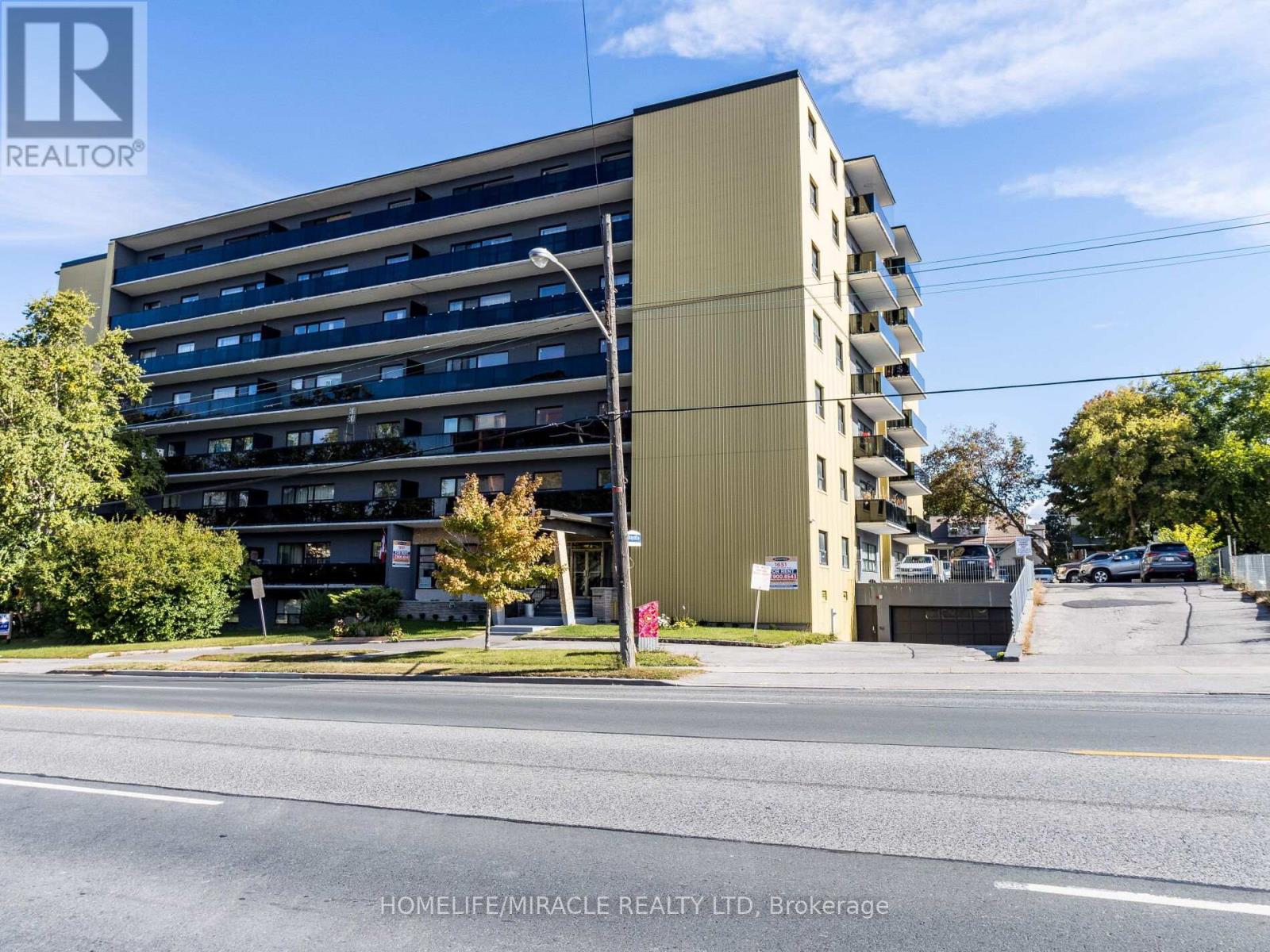 302 - 1651 VICTORIA PK AVENUE