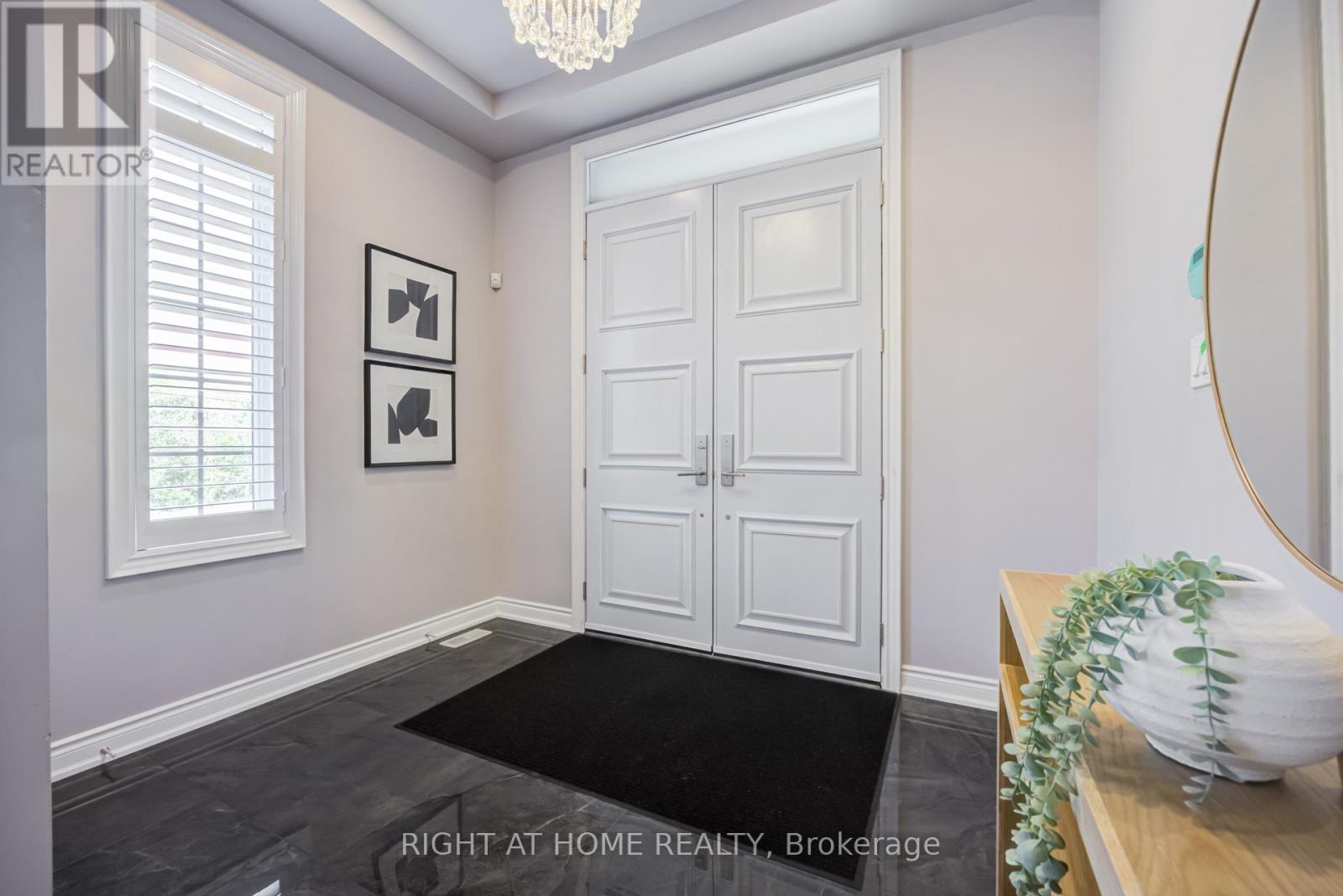 12 Labriola Court Property Photo 5