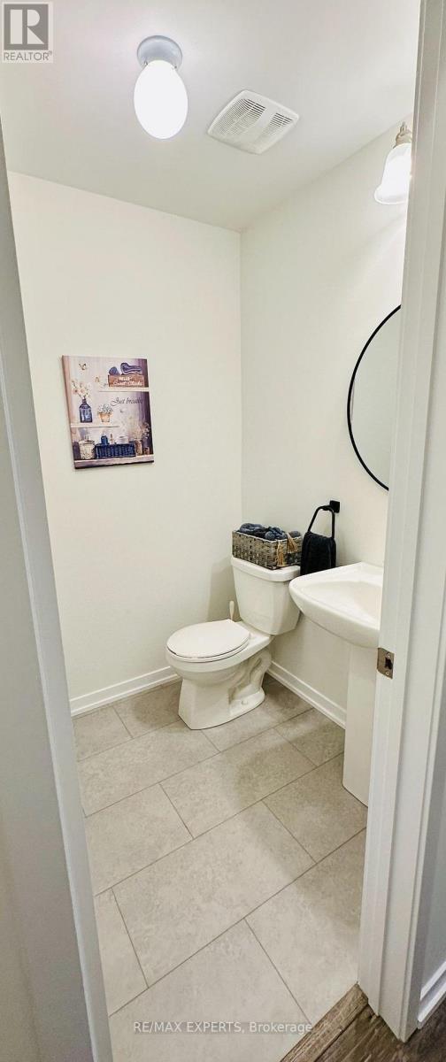 1541 Wheatcroft Drive Property Photo 4