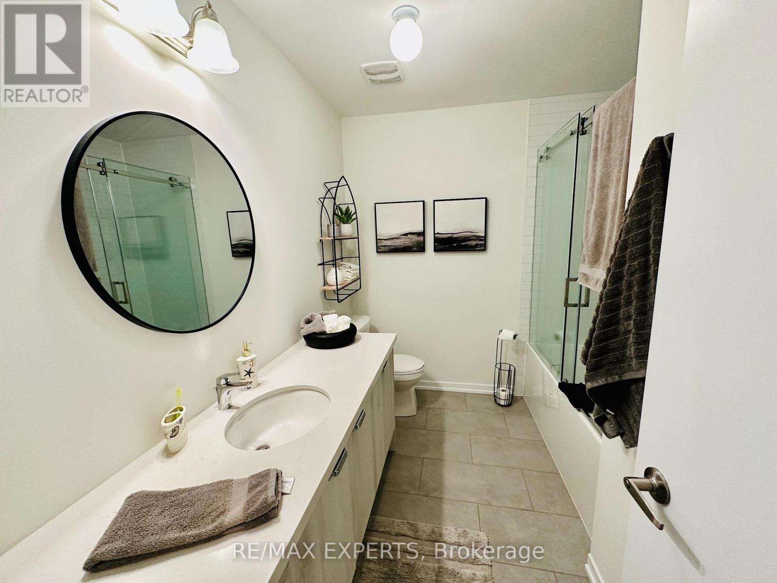 1541 Wheatcroft Drive Property Photo 14