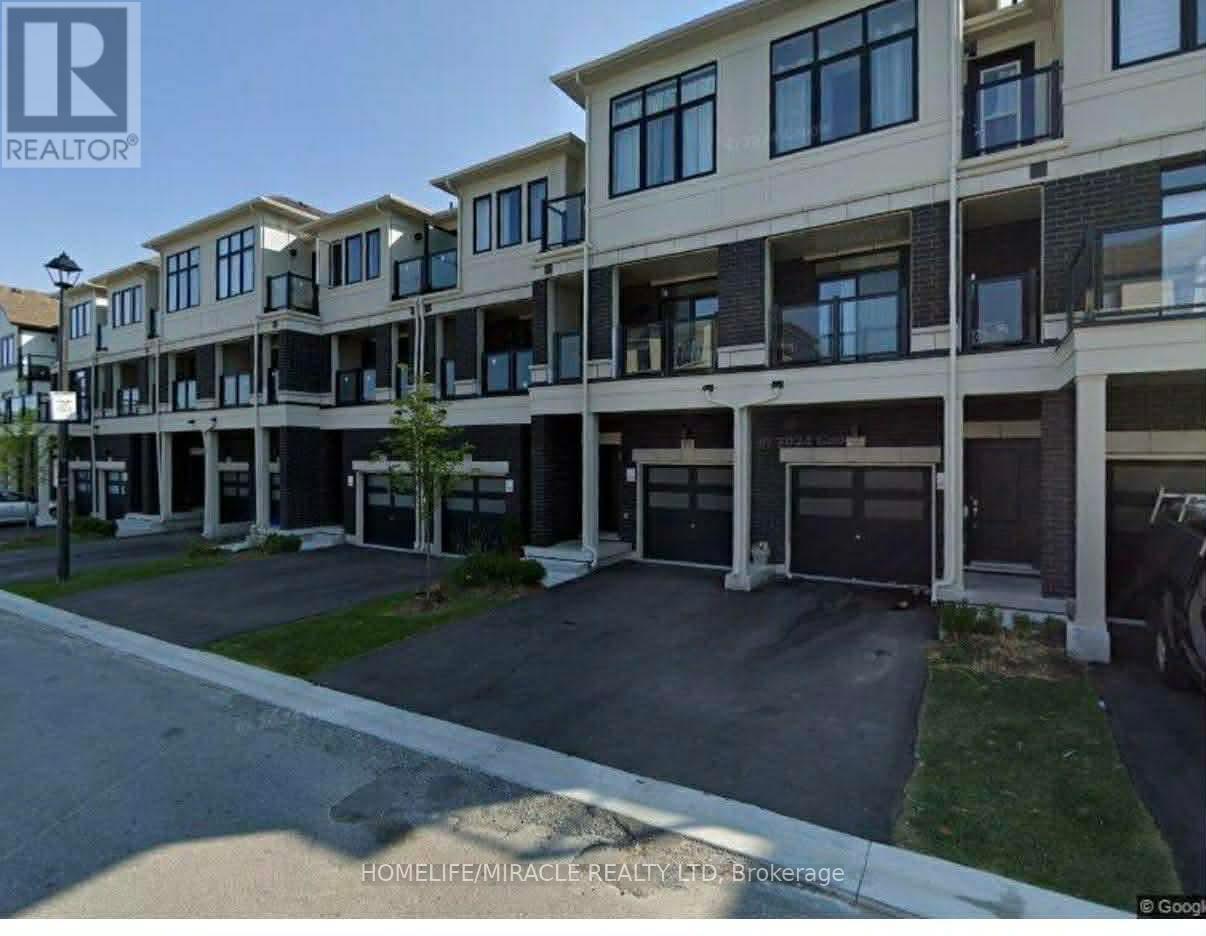 432 OKANAGAN PATH Property Photo 1