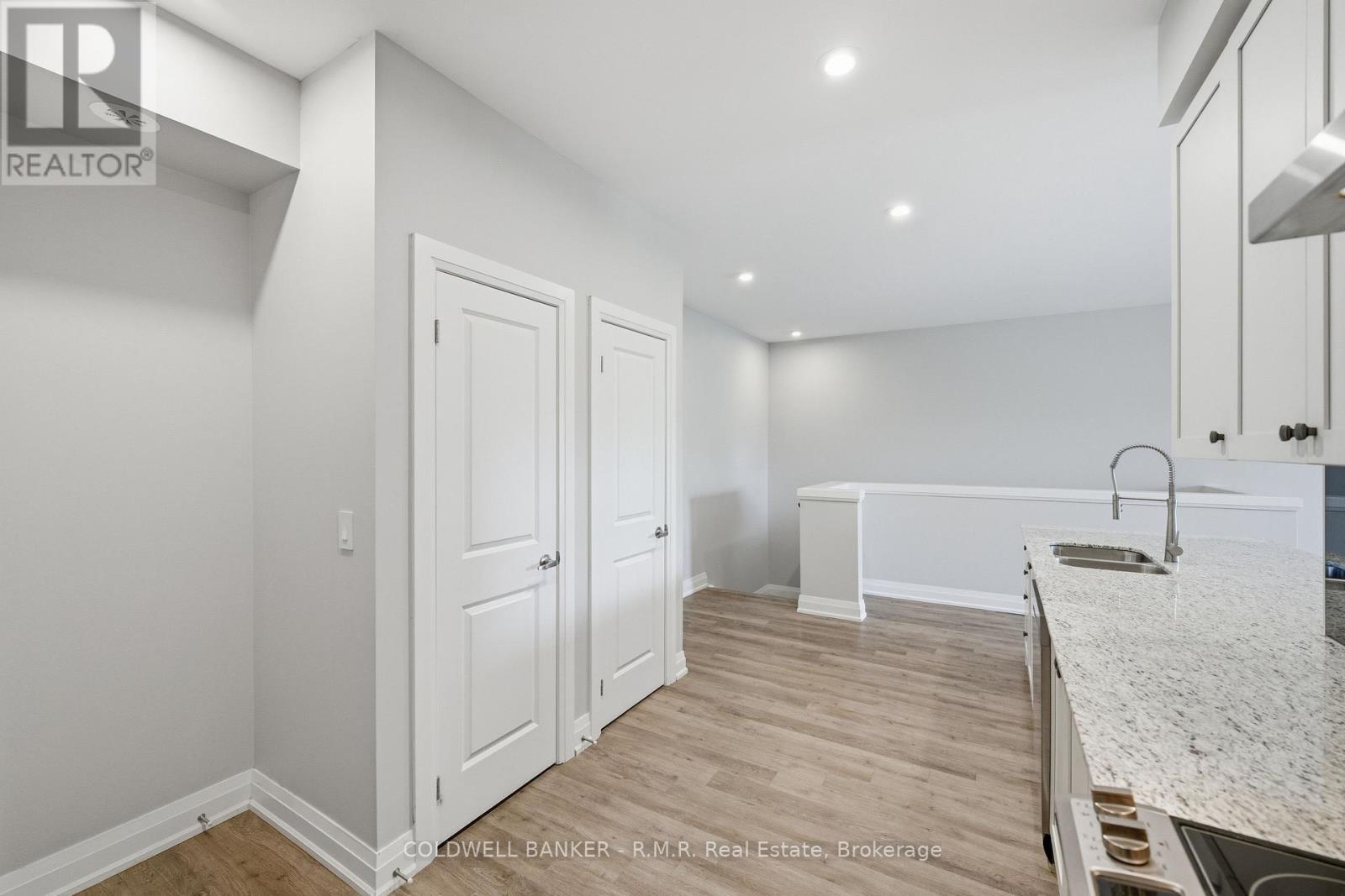 25 - 1430 Gord Vinson Avenue Property Photo 12