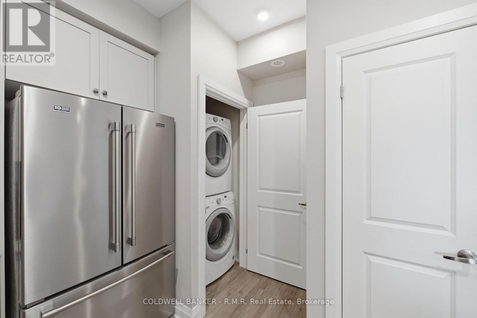 25 - 1430 Gord Vinson Avenue Property Photo 14