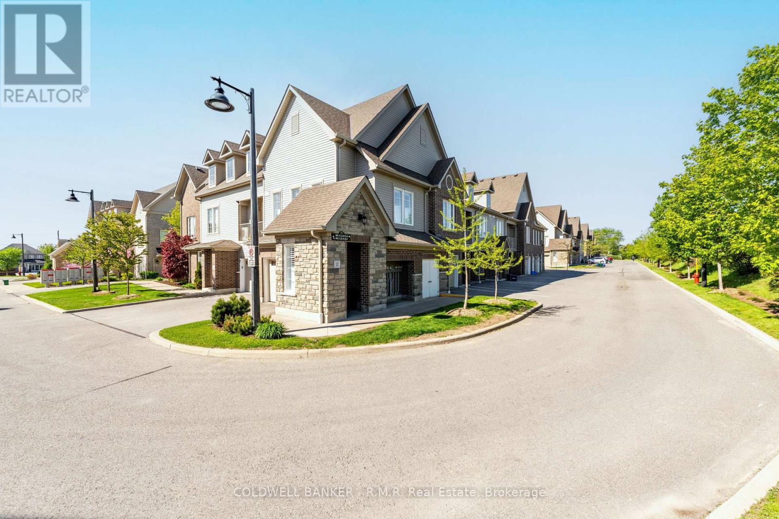 25 - 1430 Gord Vinson Avenue Property Photo 35