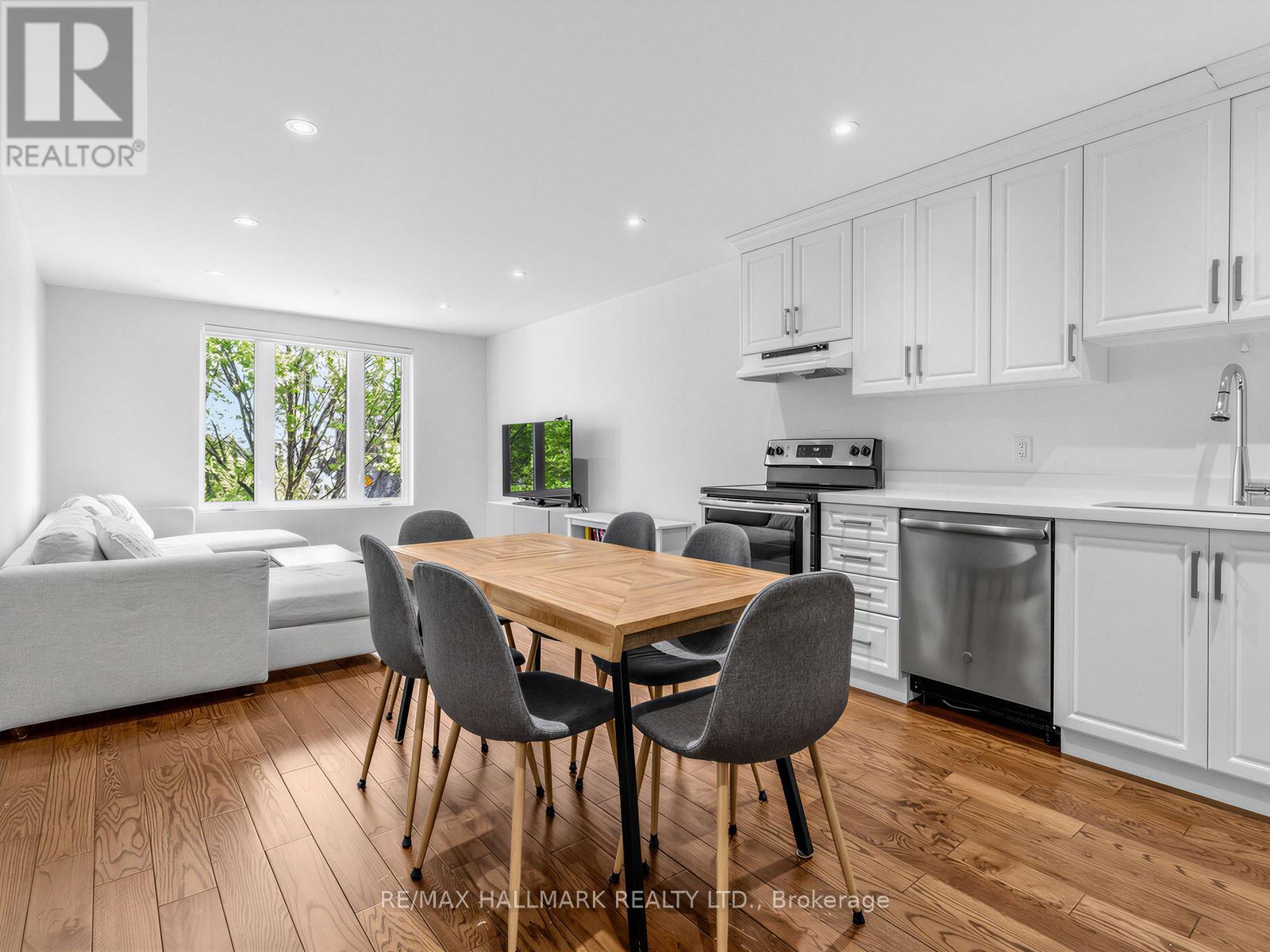 1924 Danforth Avenue Property Photo 21