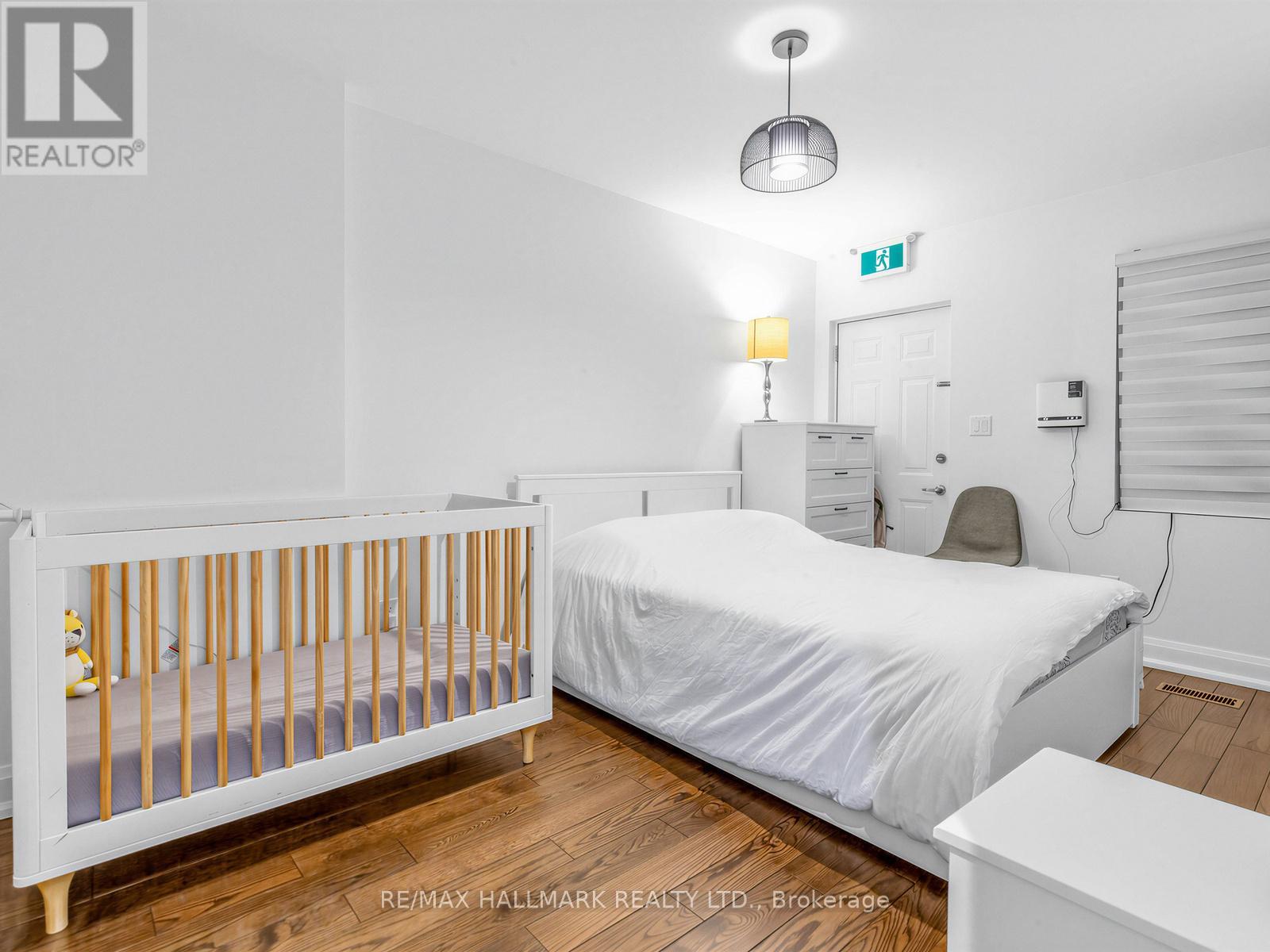 1924 Danforth Avenue Property Photo 24