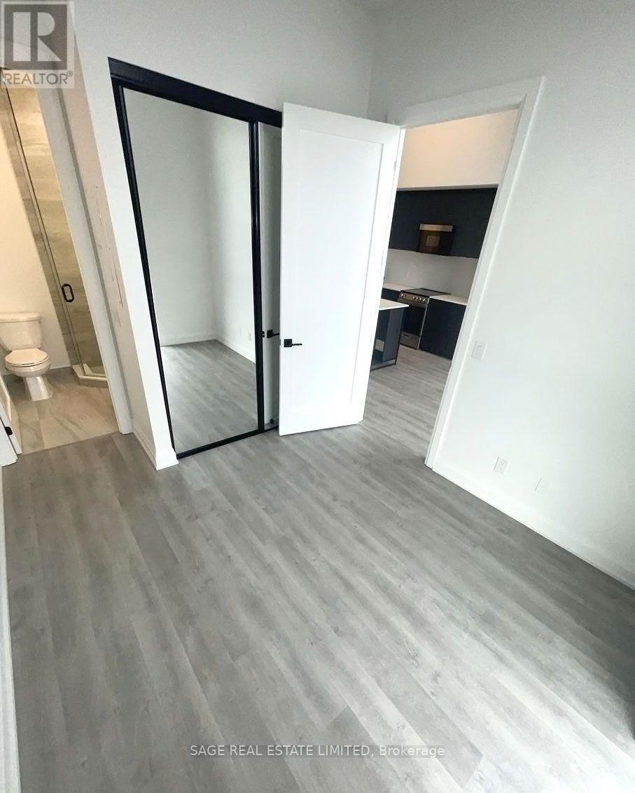 2369 Danforth Avenue #1006 Property Photo 12