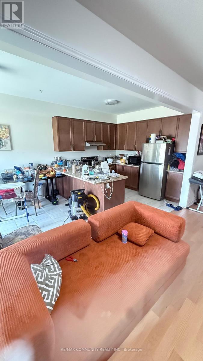 1103 Cameo Street Property Photo 4
