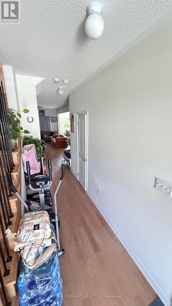 1103 Cameo Street Property Photo 8