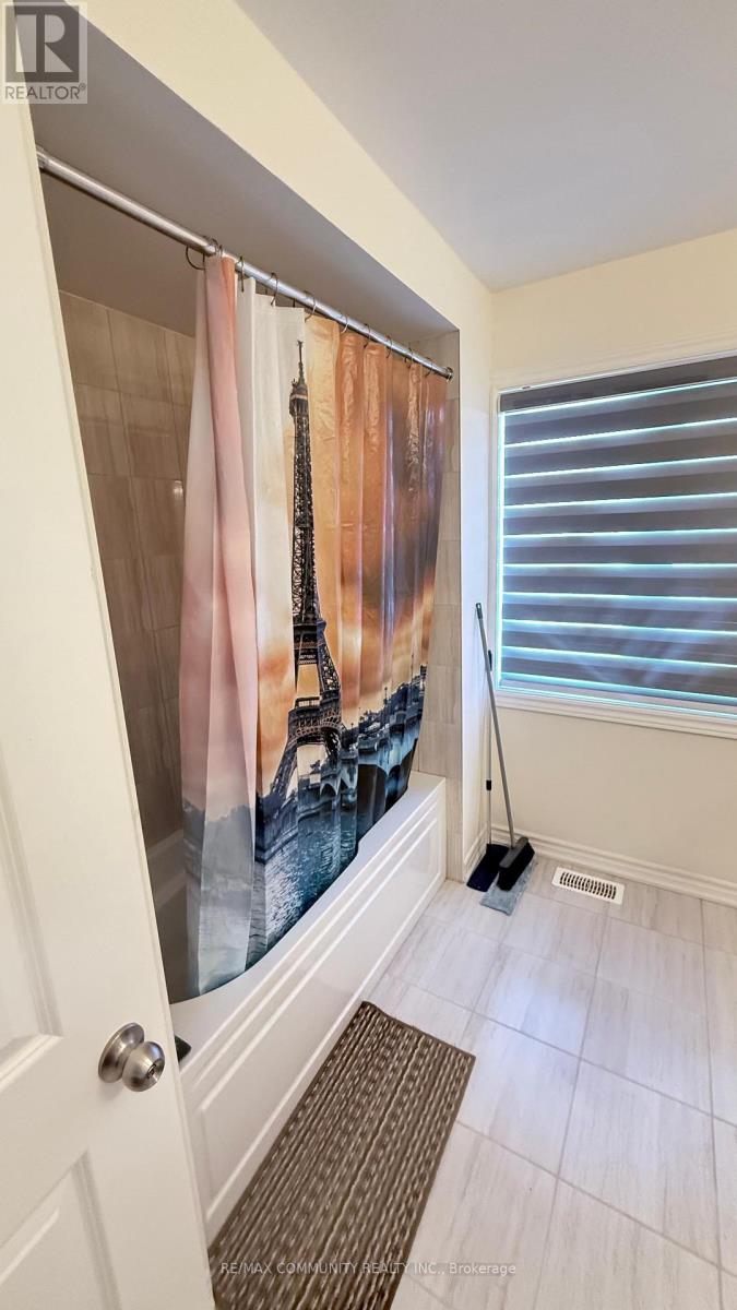 1103 Cameo Street Property Photo 14
