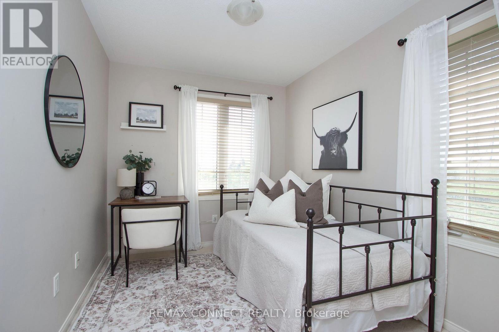 13 Netherway Crescent Property Photo 15